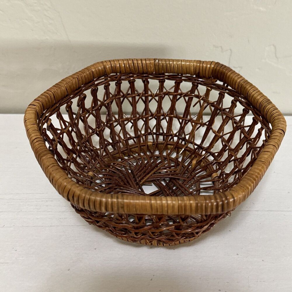 Vintage woven bamboo wicker hexagon basket bowl 6 in